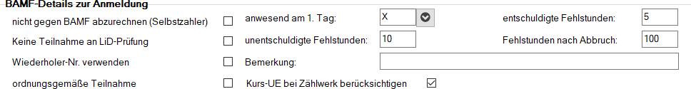 Maske „BAMF-Details zur Anmeldung” mit Häkchen „nicht gegen BAMF abzurechnen (Selbstzahler)”, „Keine Teilnahme an LiD-Prüfung”, „Wiederholer-Nr. verwenden”, „ordnungsgemäße Teilnahme” sowie den automatisch gefüllten Feldern „anwesend am 1. Tag”, „entschuldigte Fehlstunden”, „unentschuldigte Fehlstunden”, „Fehlstunden nach Abbruch”